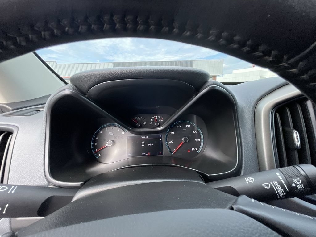 Used 2020 Chevrolet Colorado Z71 RWD image 12