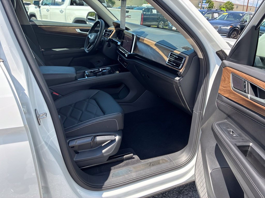 Used 2026 Volkswagen Atlas SE AWD/4WD image 28