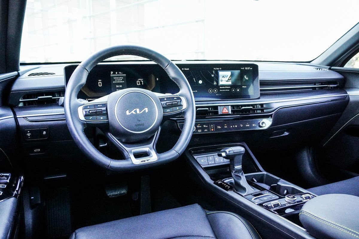 Used 2025 Kia K5 GT image 15