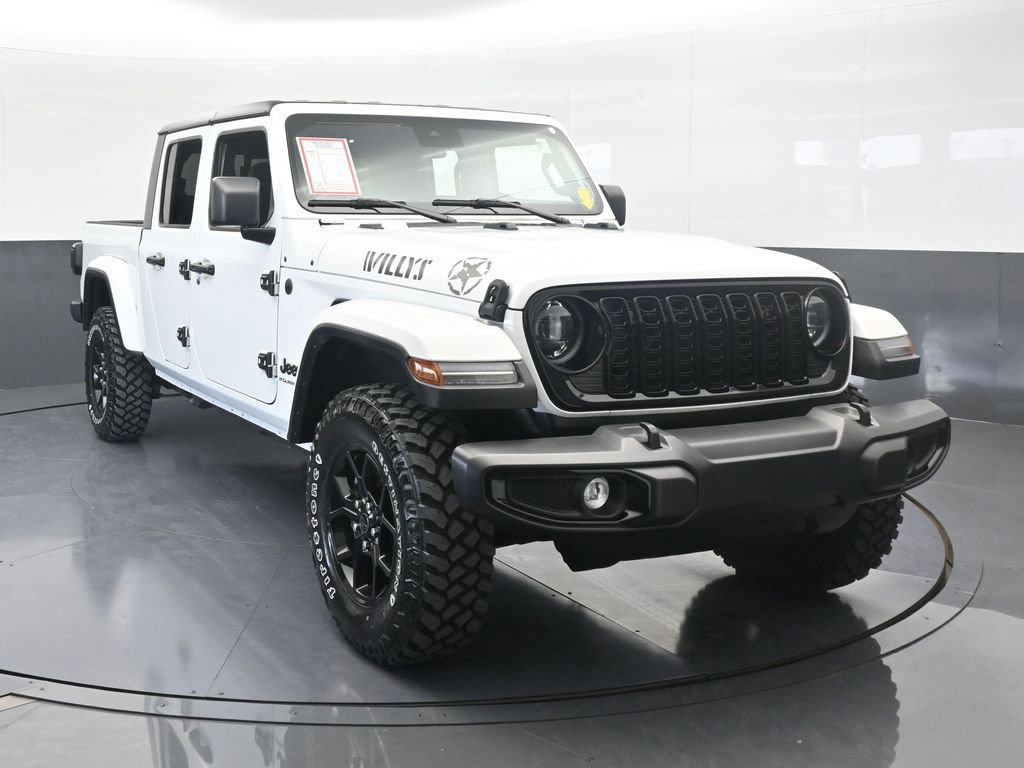 Used 2024 Jeep Gladiator Willys image 9