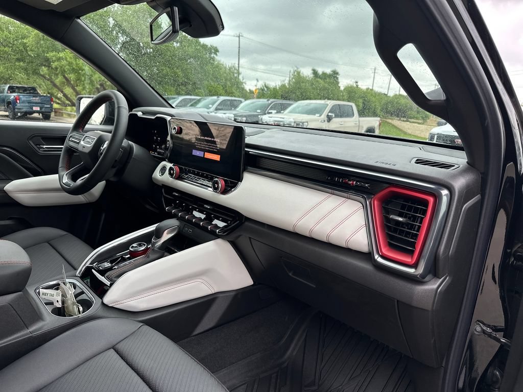 New 2026 GMC Canyon AT4X AWD/4WD image 17