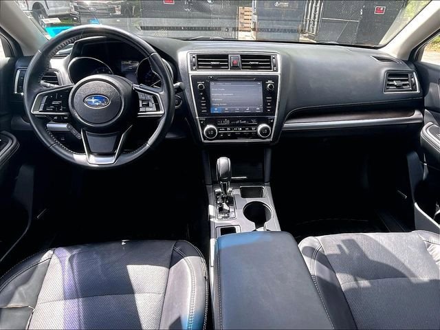 Used 2018 Subaru Outback 2.5i Limited AWD/4WD image 16