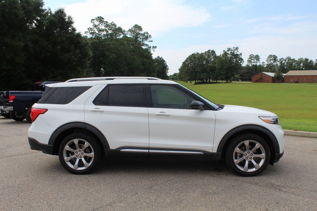 Used 2020 Ford Explorer Platinum w/ Premium Technology Package image 11