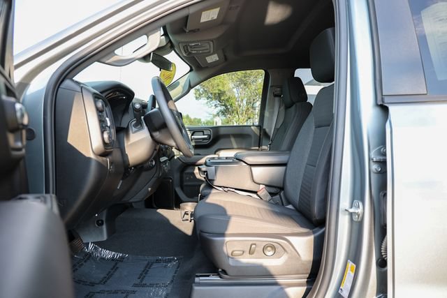 Used 2026 Chevrolet Silverado 1500 Custom AWD/4WD image 23
