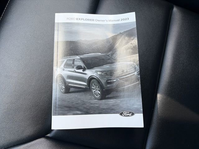 Used 2023 Ford Explorer XLT w/ Equipment Group 202A AWD/4WD image 53