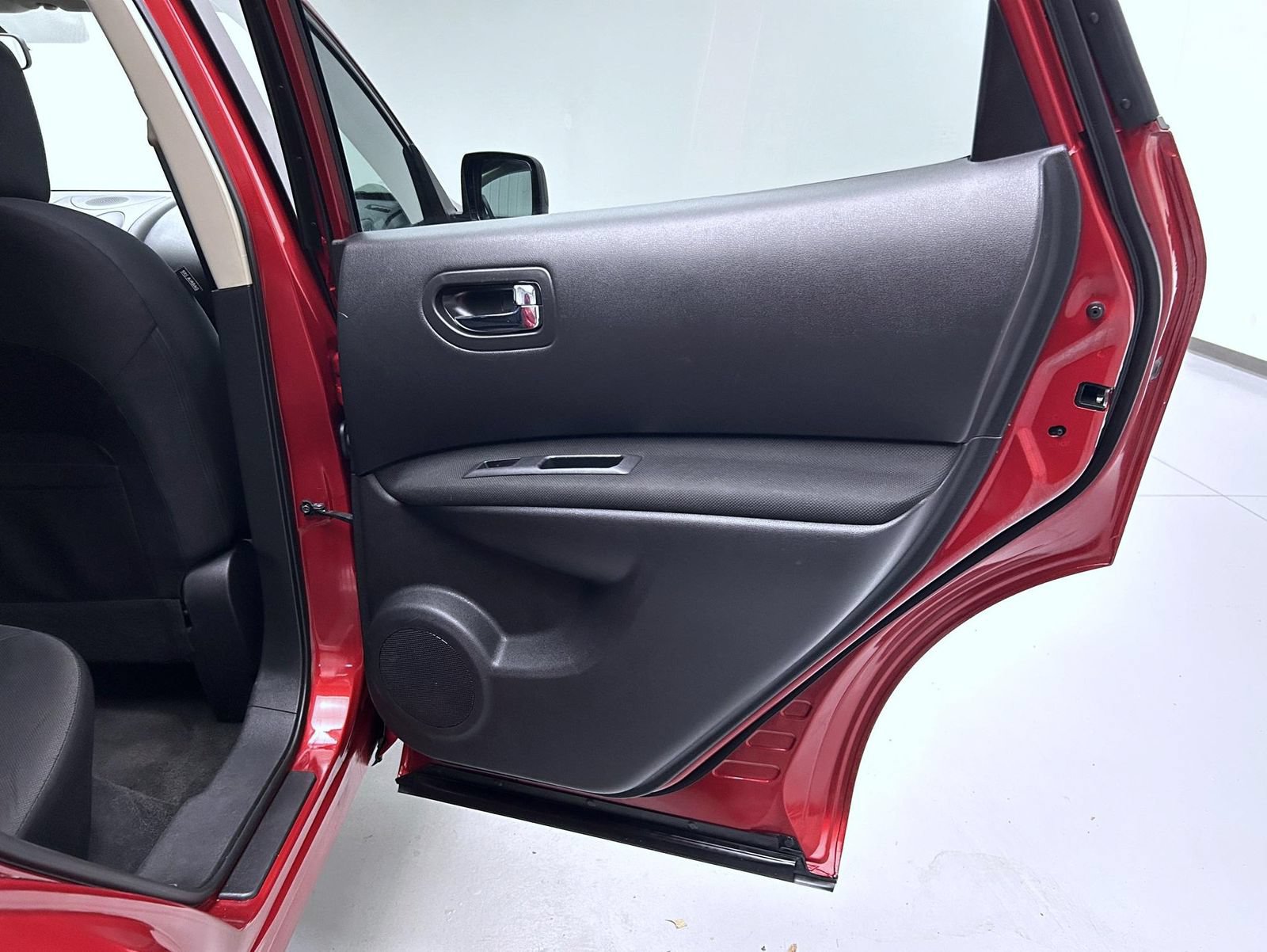 Used 2013 Nissan Rogue S w/ Special Edition Pkg AWD/4WD image 17