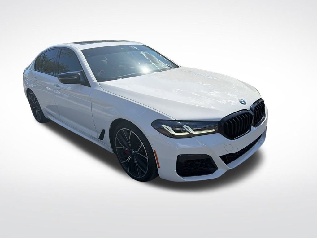 Used 2023 BMW 540i w/ M Sport Package image 2