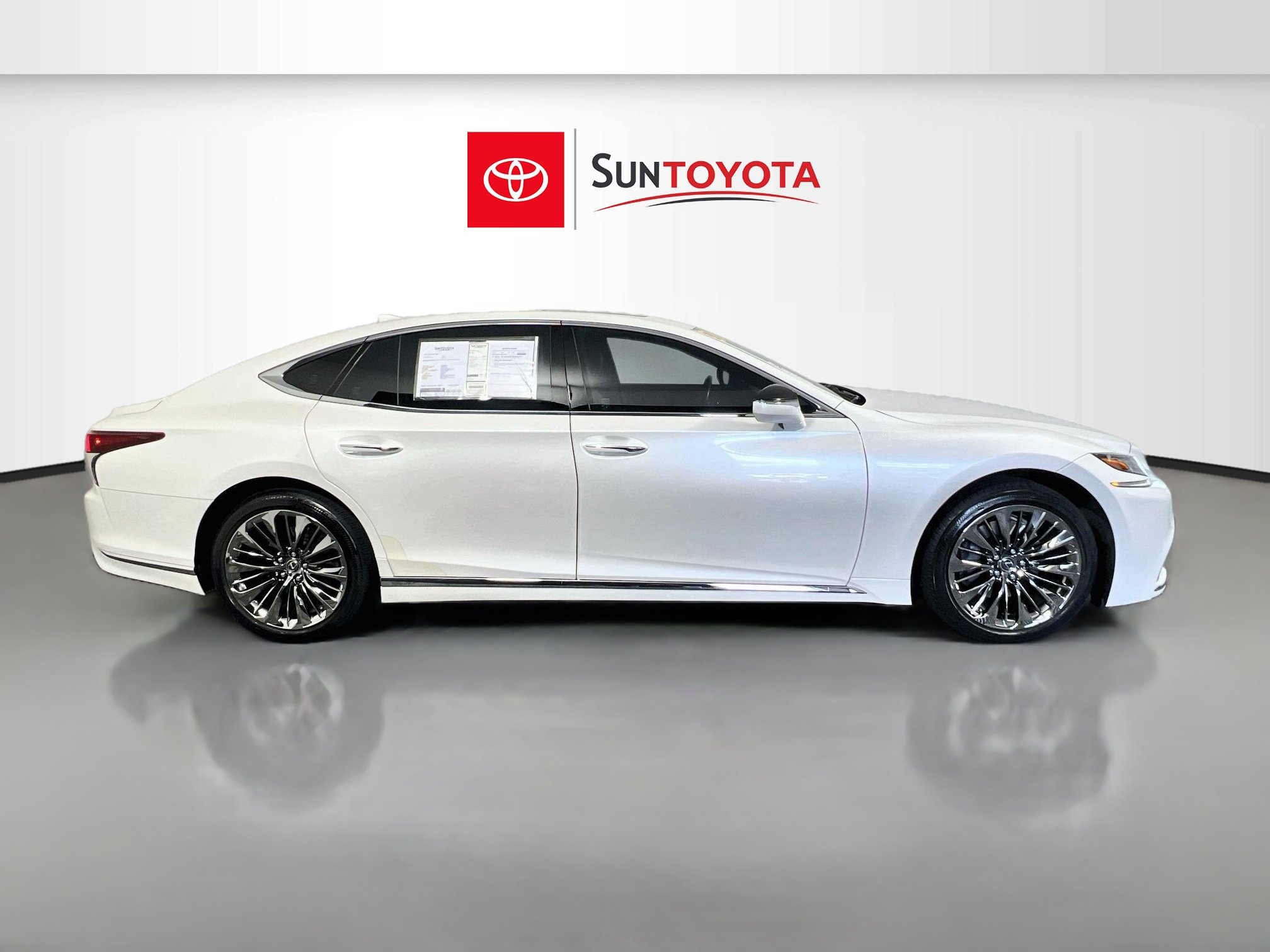 Used 2020 Lexus LS 500 AWD w/ Interior Upgrade Package image 2
