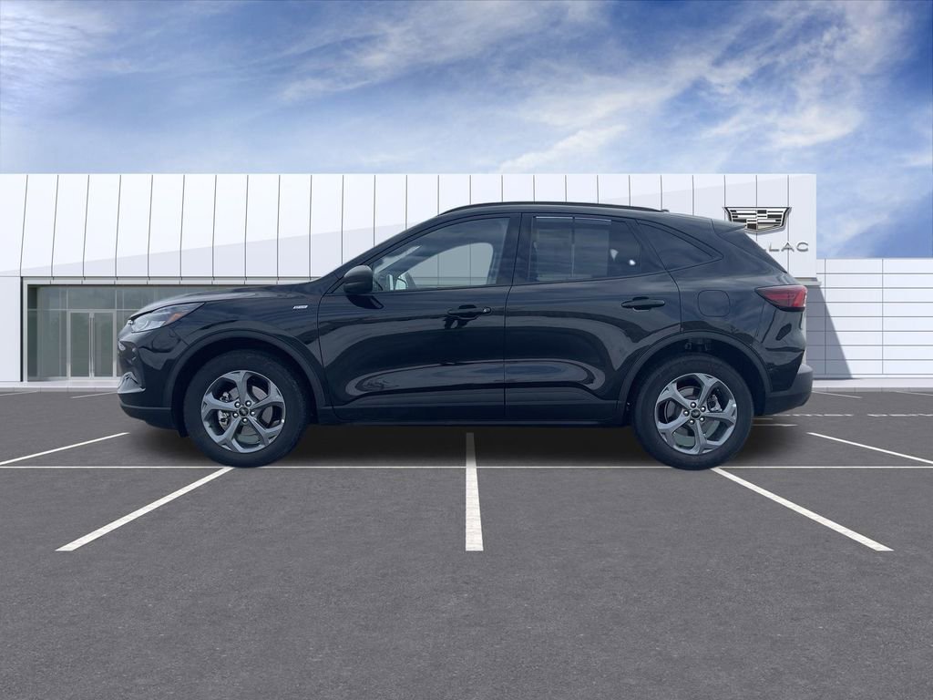 Used 2025 Ford Escape ST-Line image 5