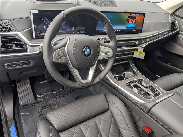 New 2026 BMW X7 xDrive40i w/ Premium Package image 3