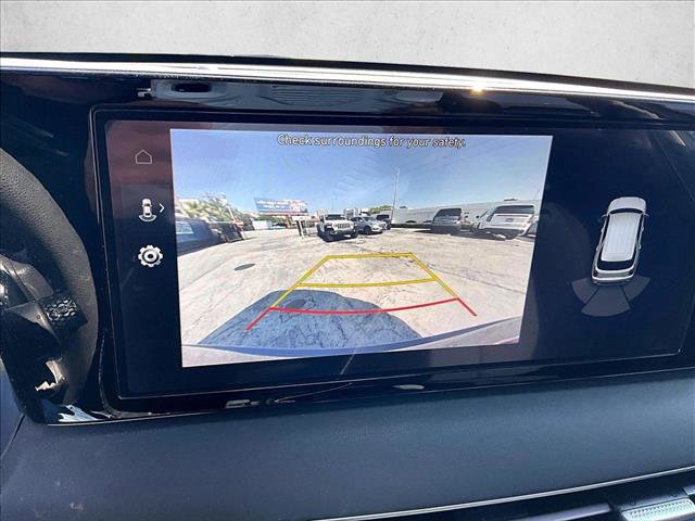 Used 2023 Hyundai Palisade SE w/ Cargo Package FWD image 22