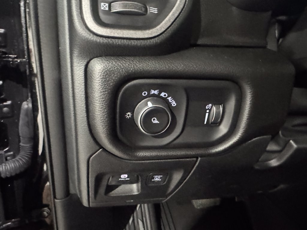 New 2027 RAM 1500 Tradesman w/ Off Road Group AWD/4WD image 33
