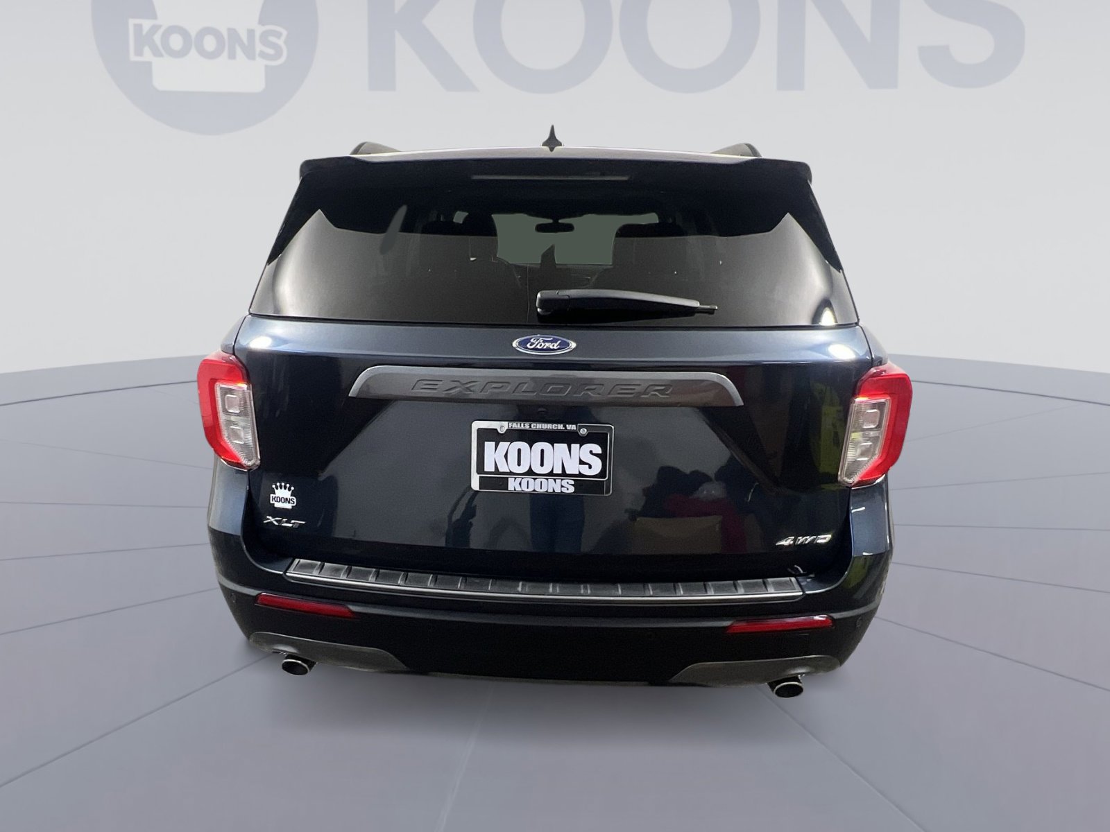 Certified 2022 Ford Explorer XLT w/ Equipment Group 202A image 5