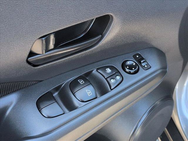 Used 2025 Nissan Kicks Play S FWD image 12