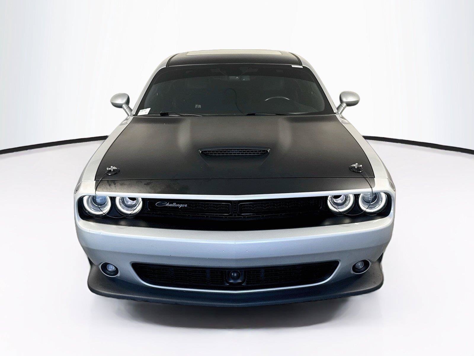 Used 2022 Dodge Challenger R/T w/ T/A Package RWD image 9