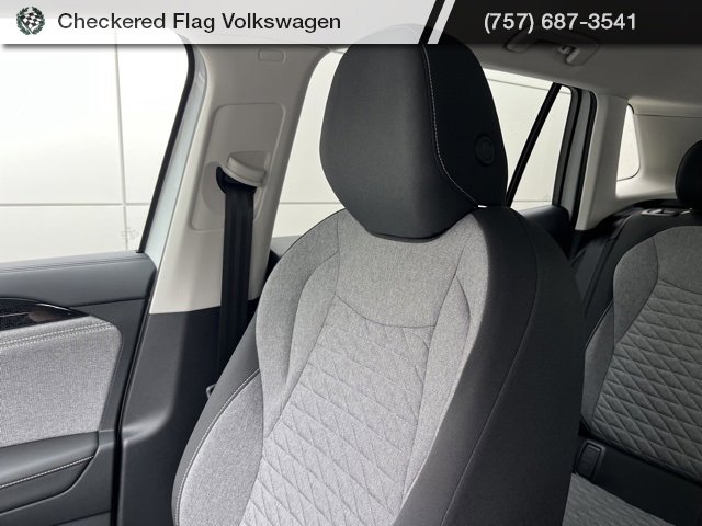 New 2025 Volkswagen Tiguan S image 39