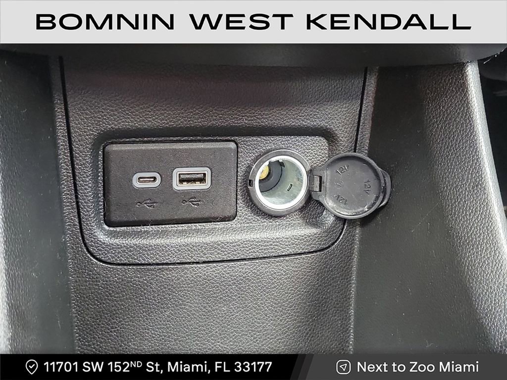 Used 2022 Chevrolet Spark LT image 22