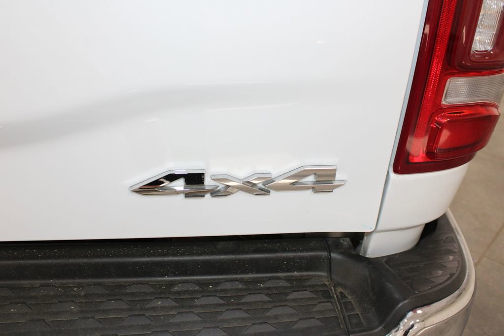 Used 2024 RAM 2500 Tradesman w/ Chrome Appearance Group image 19