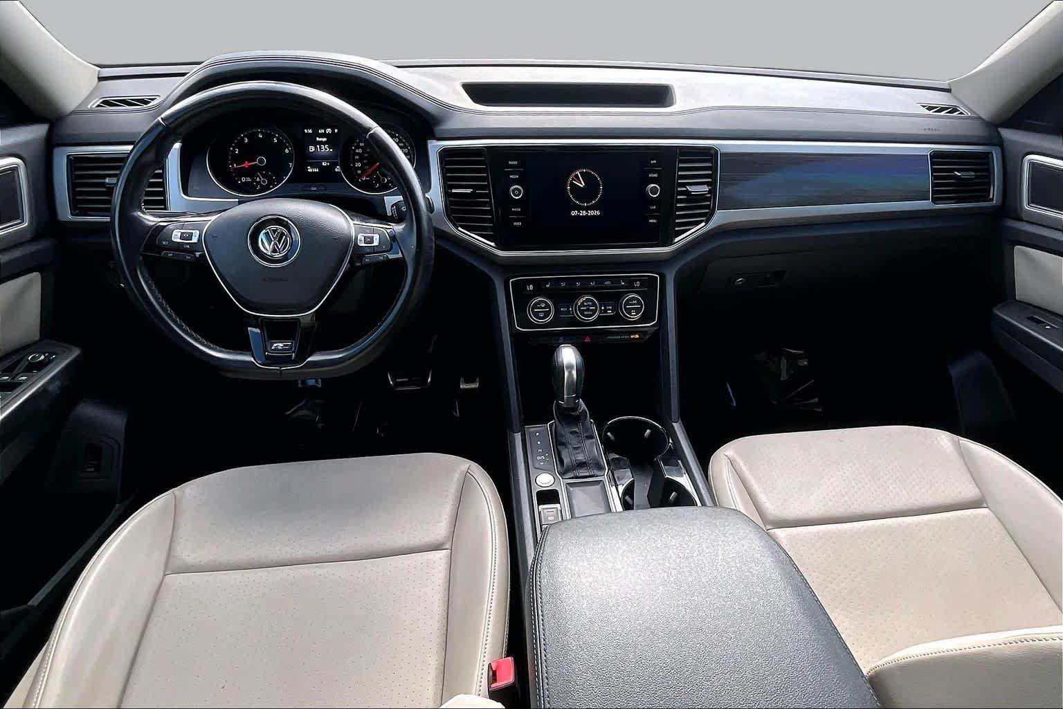 Used 2018 Volkswagen Atlas SEL w/ R-Line Package FWD image 16