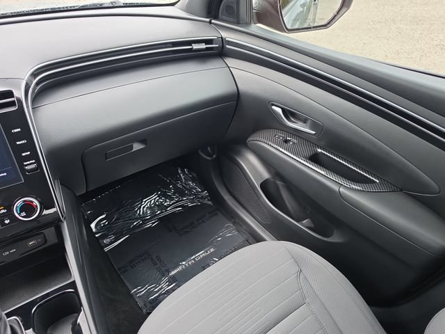 Used 2022 Hyundai Santa Cruz SEL FWD image 12