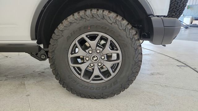 New 2025 Ford Bronco Badlands image 24