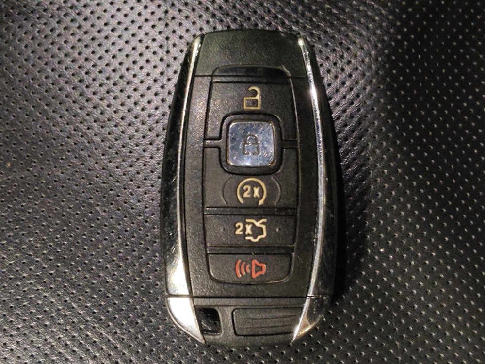 Used 2018 Lincoln MKX Reserve image 32