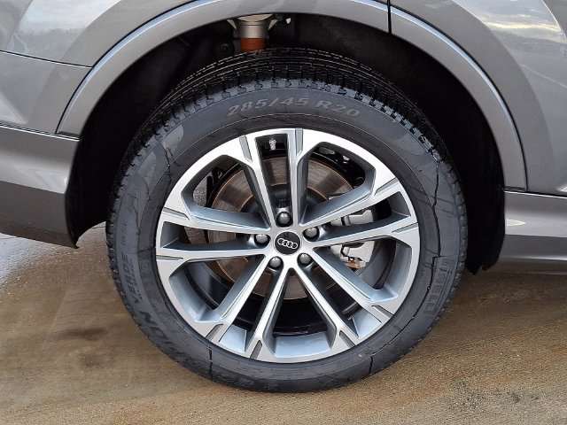 Certified 2026 Audi Q7 2.0T Premium Plus AWD/4WD image 5