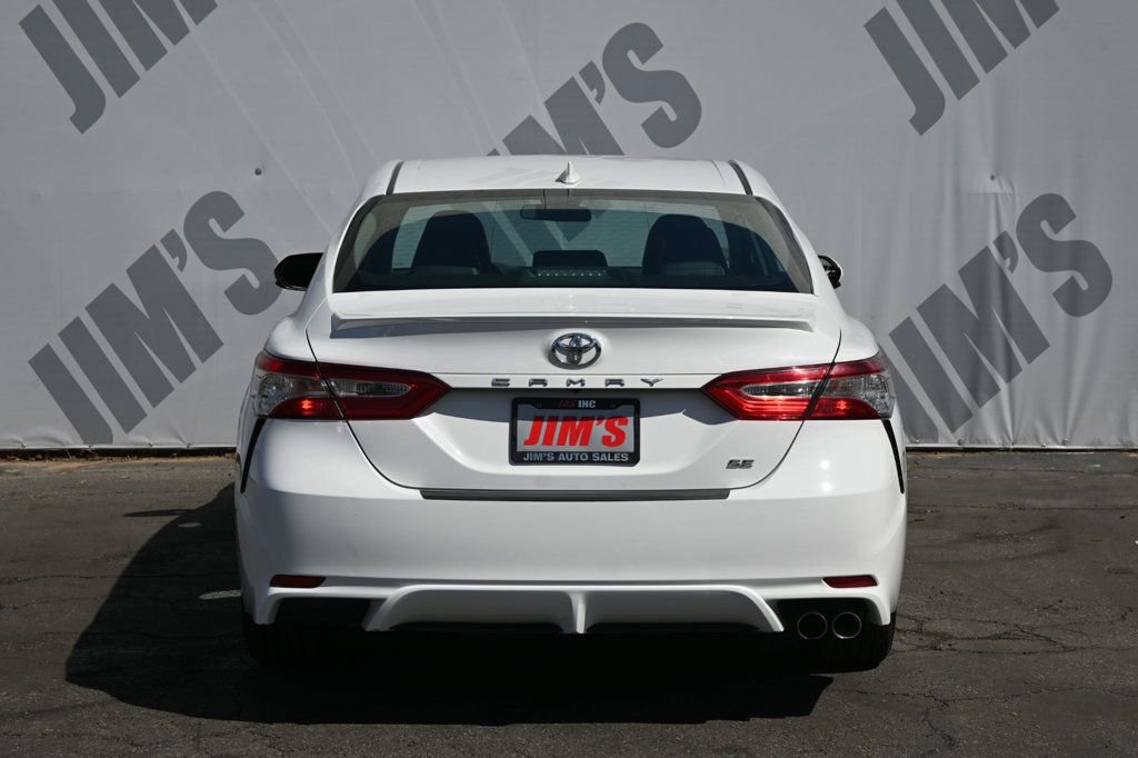 Used 2020 Toyota Camry SE w/ Carpet Mat Package image 5