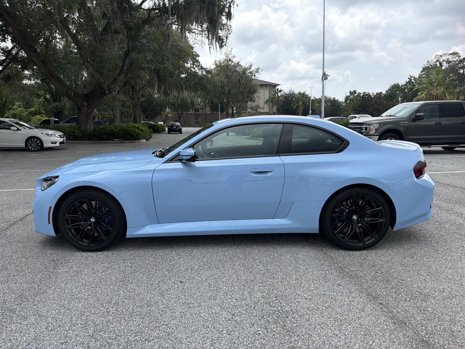 Used 2026 BMW M2 w/ Lighting Package RWD image 7