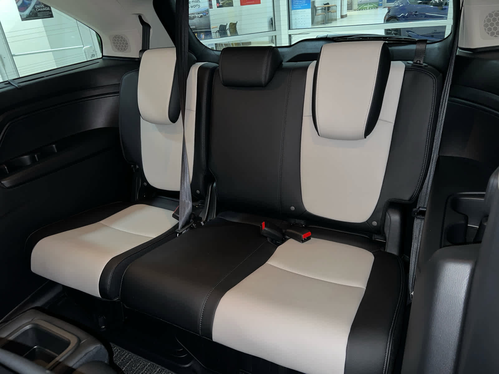 Certified 2026 Honda Odyssey Elite image 15