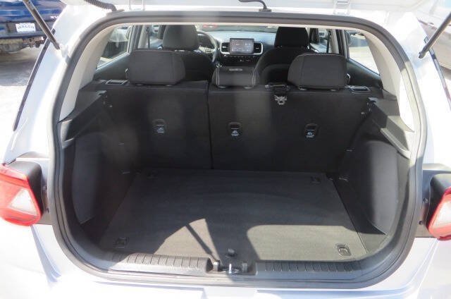 Used 2026 Hyundai Venue SEL FWD image 8