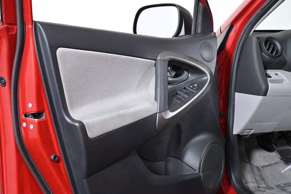 Used 2009 Toyota RAV4 2WD image 23