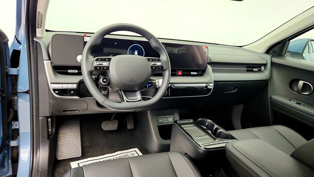 Used 2025 Hyundai Ioniq 5 SEL RWD image 12