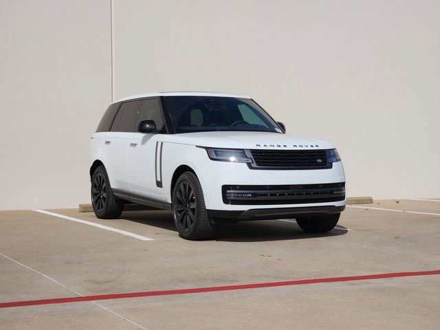 New 2026 Land Rover Range Rover SE image 2