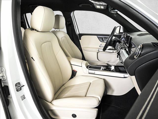 Used 2025 Mercedes-Benz GLB 250 image 21