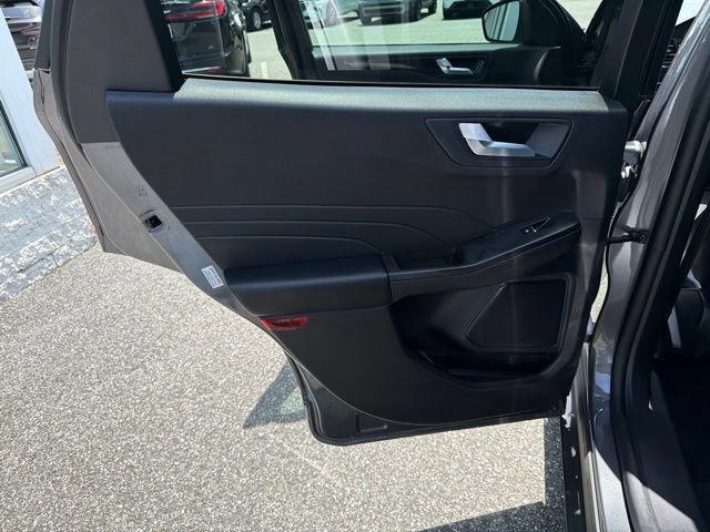 Used 2024 Ford Escape ST-Line w/ Tech Pack #1 AWD/4WD image 15