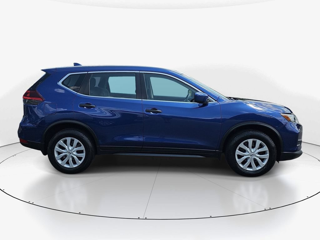 Used 2018 Nissan Rogue S AWD/4WD image 5
