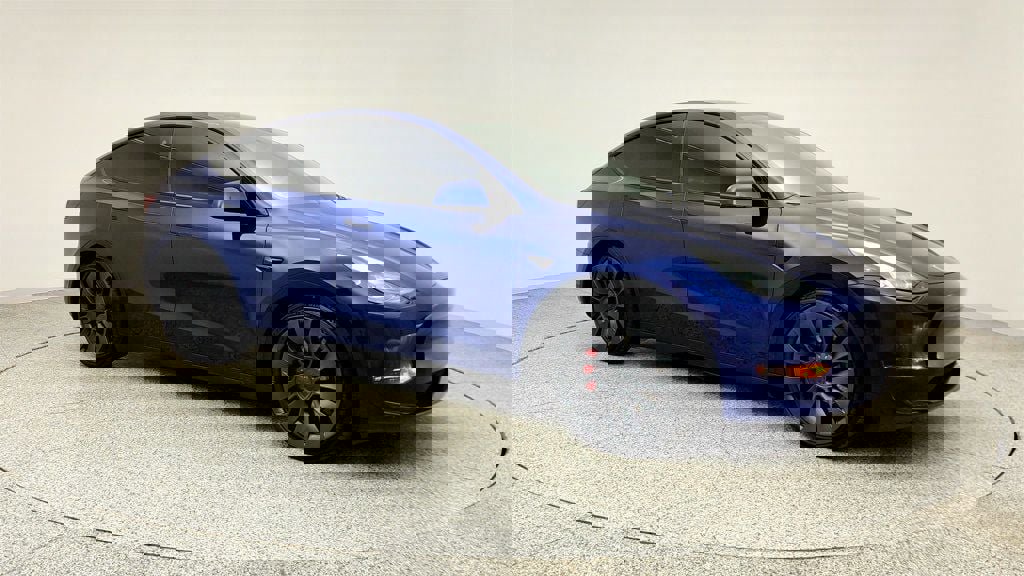 Used 2022 Tesla Model Y Performance image 3