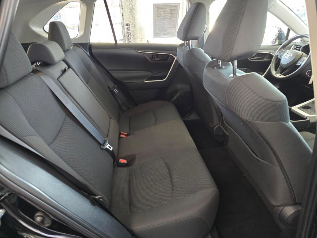 Used 2025 Toyota RAV4 LE image 40