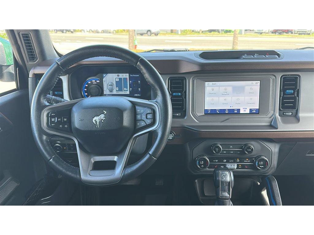 Used 2023 Ford Bronco Outer Banks AWD/4WD image 21