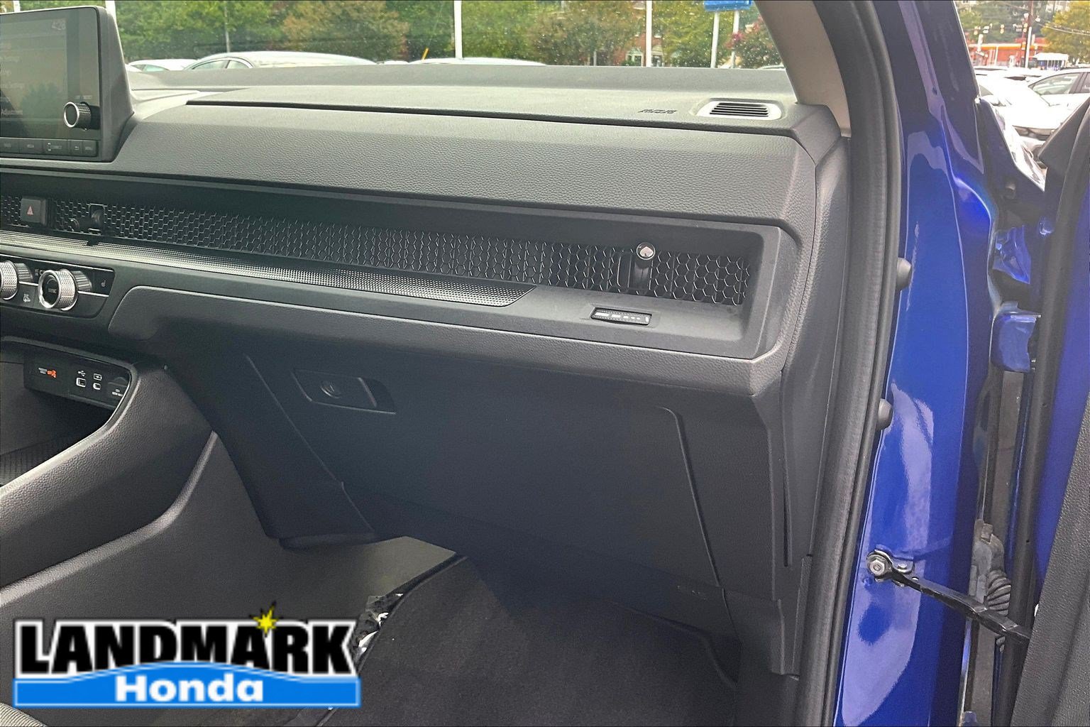 Used 2024 Honda CR-V EX image 16