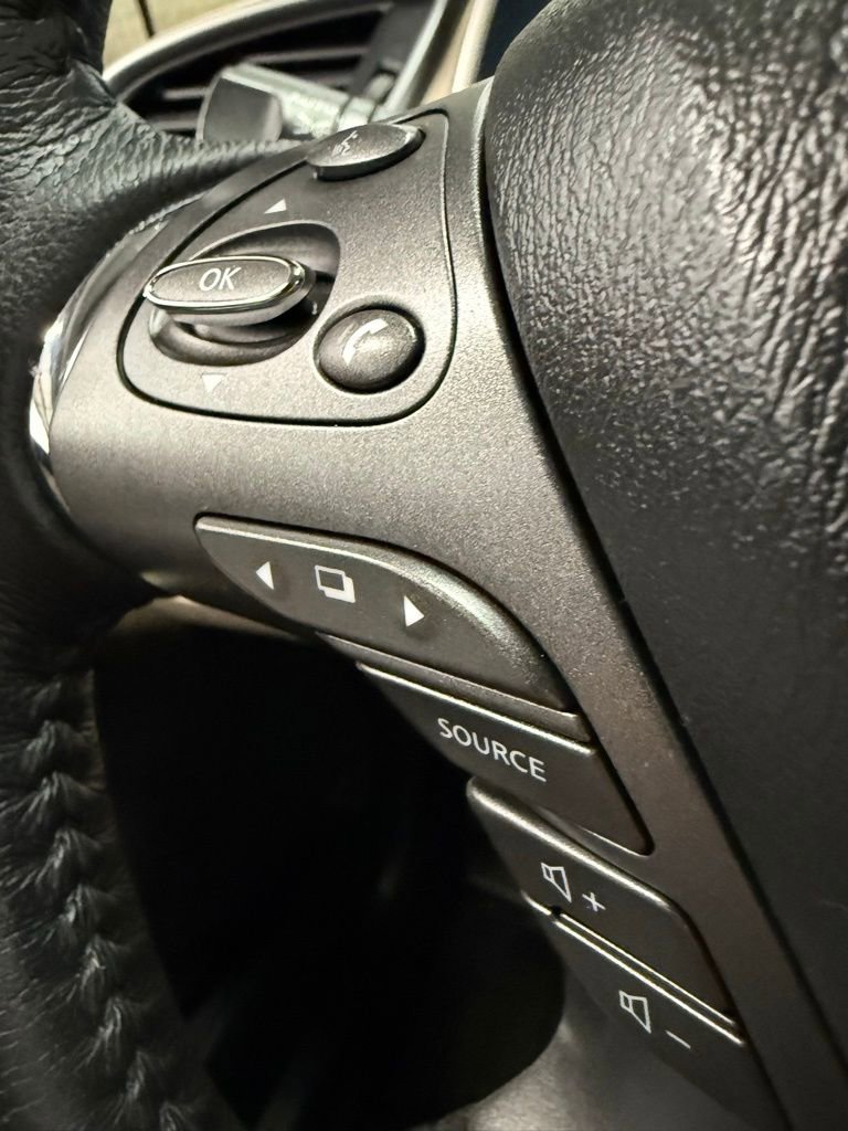 Used 2020 Nissan Murano SL w/ Moonroof Package image 39