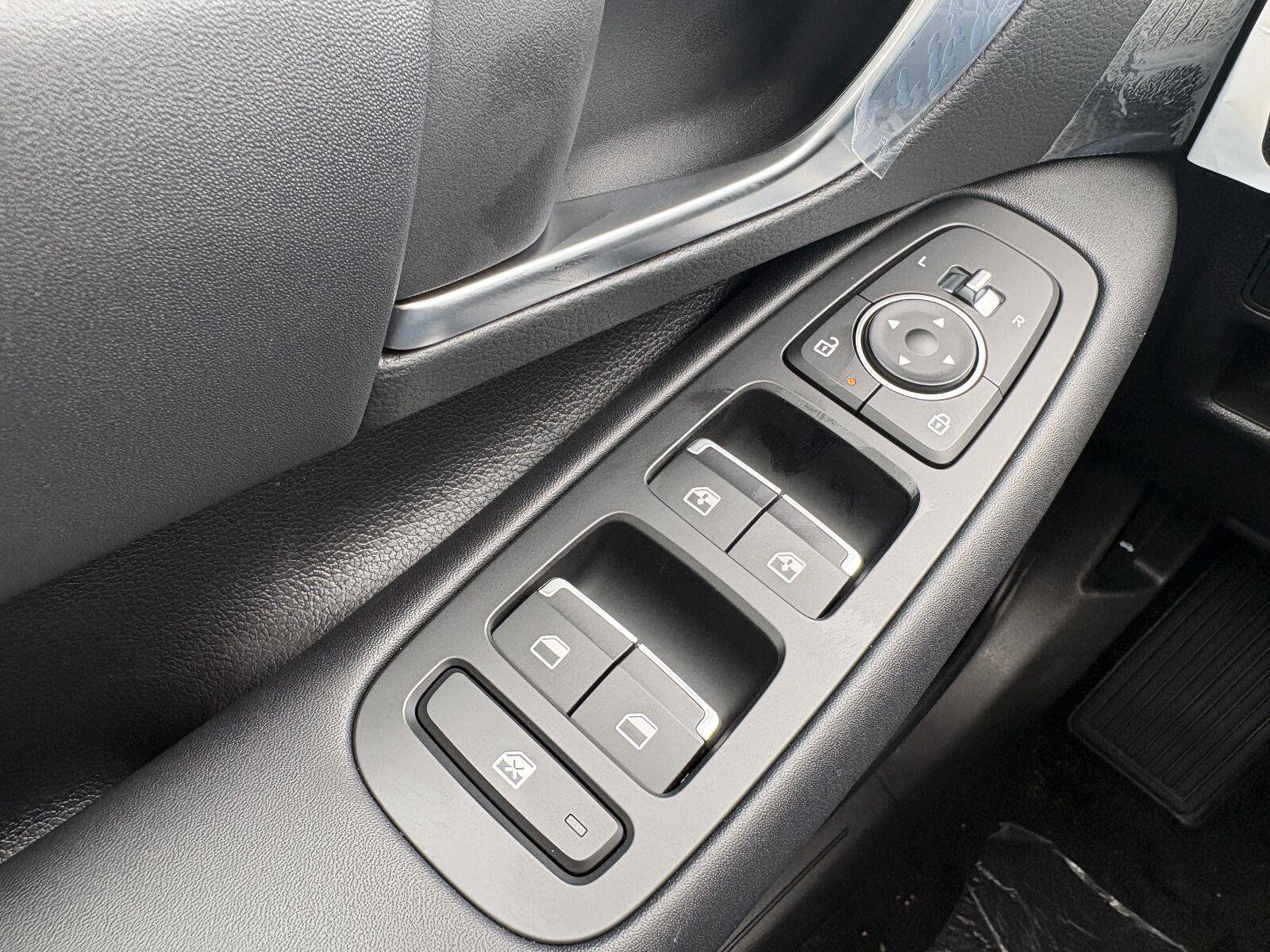 New 2026 Hyundai Sonata SEL FWD image 21