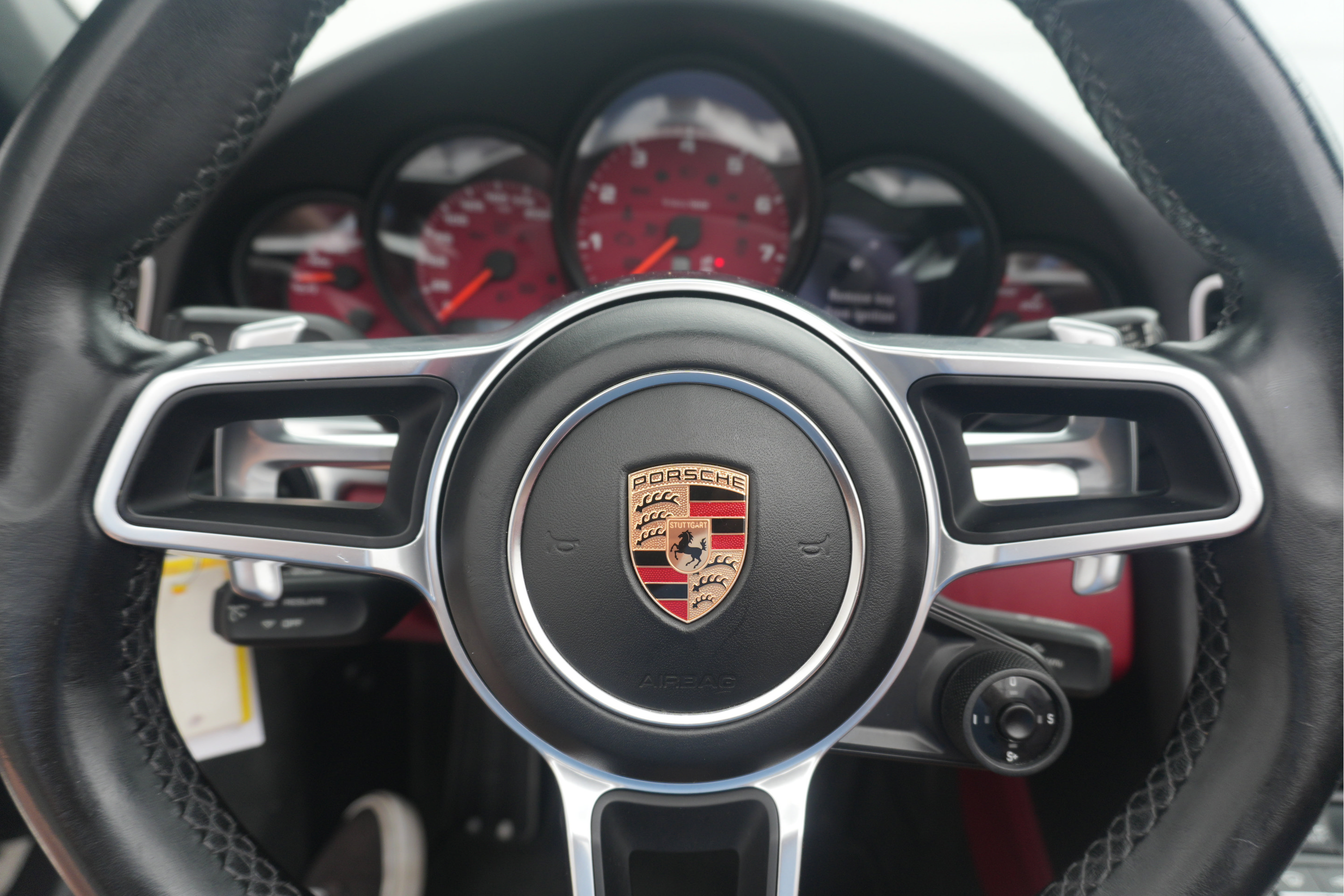 Used 2017 Porsche 911 Carrera RWD image 40