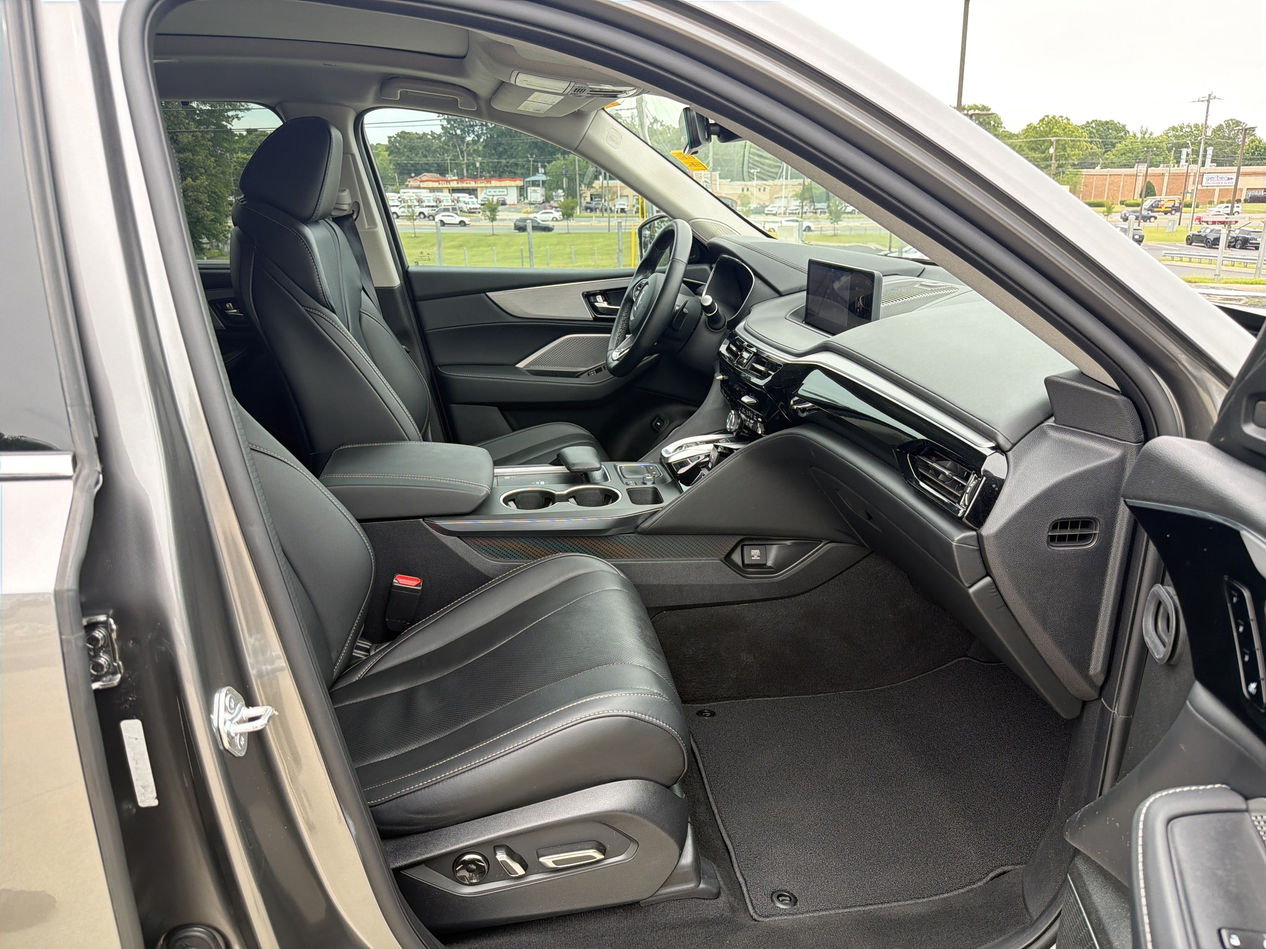 Certified 2023 Acura MDX SH-AWD w/ Technology Package image 35