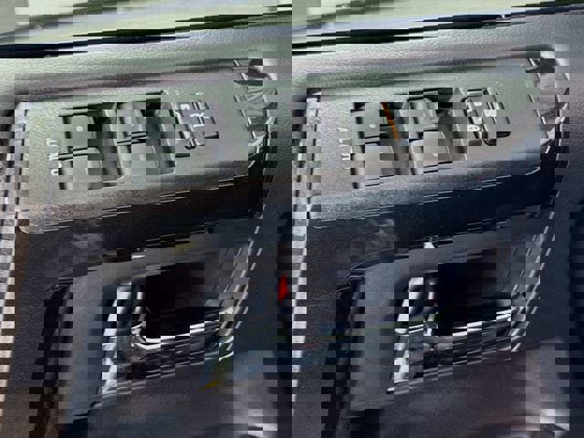 Certified 2021 Toyota 4Runner TRD Off-Road Premium w/ Moonroof Package AWD/4WD image 18