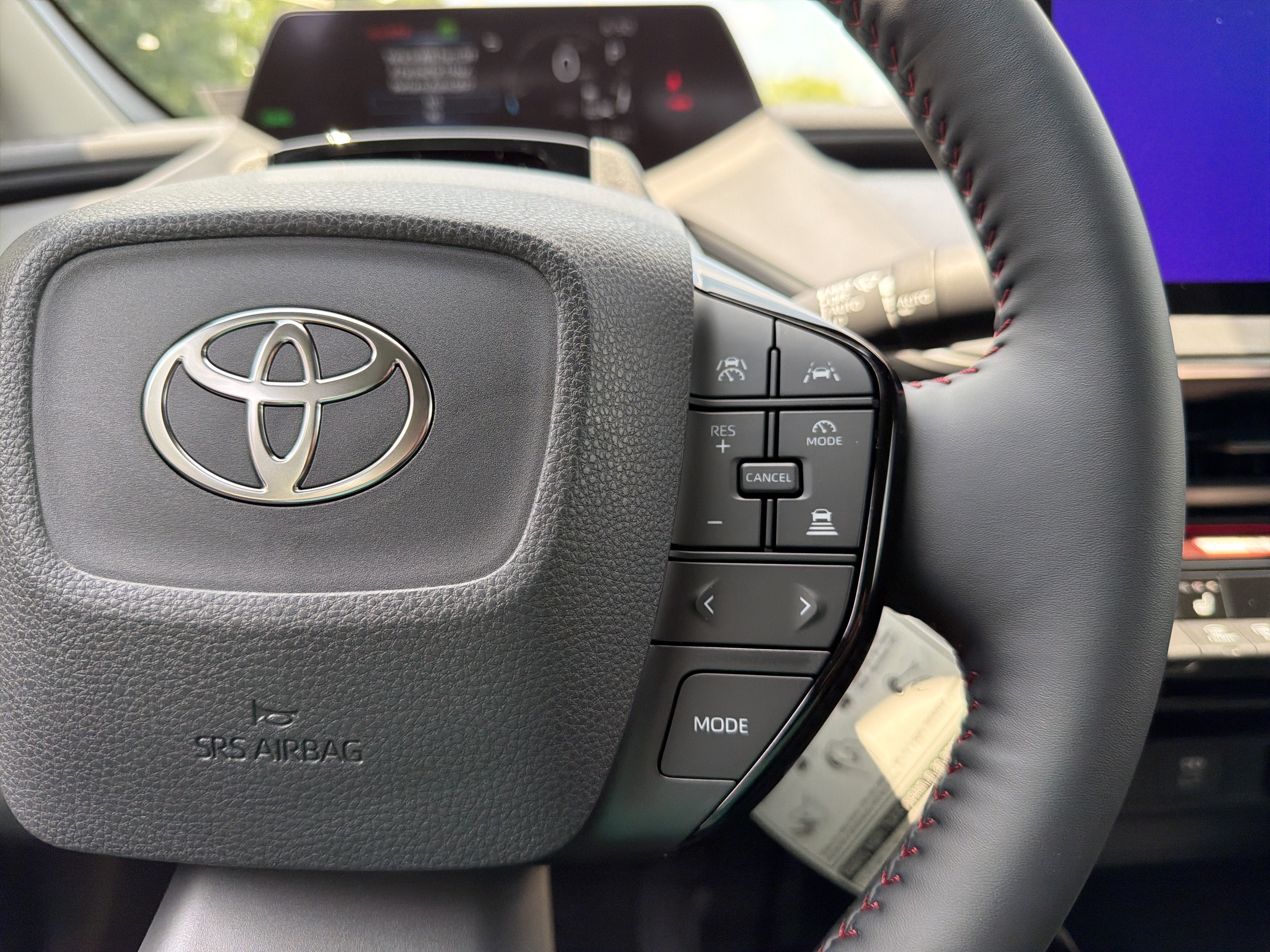 New 2026 Toyota Prius Plug-In Hybrid FWD image 16
