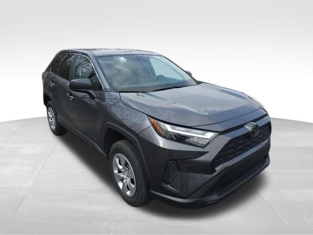 Used 2024 Toyota RAV4 LE image 8
