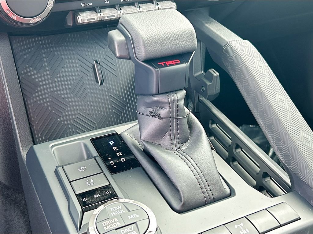 New 2025 Toyota Tacoma TRD Off-Road image 17