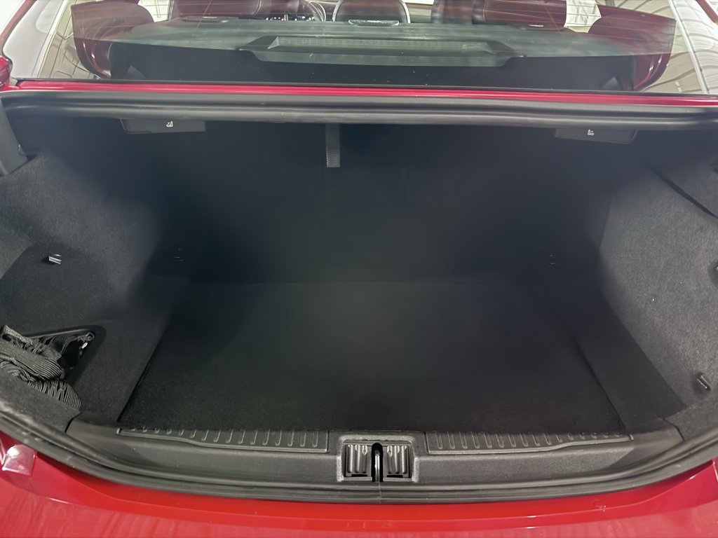 Used 2022 Alfa Romeo Giulia Veloce image 44